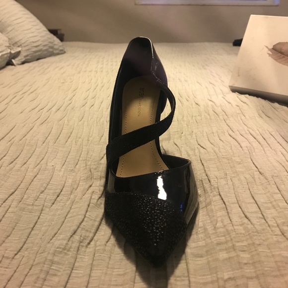 Shoes - Picture 2 of 4
